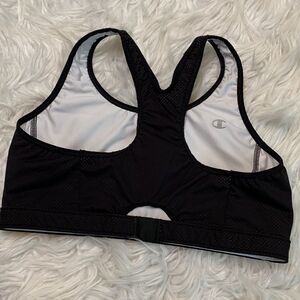 🟢3 for $20 ——-CHAMPION reversible sports bra black or white
